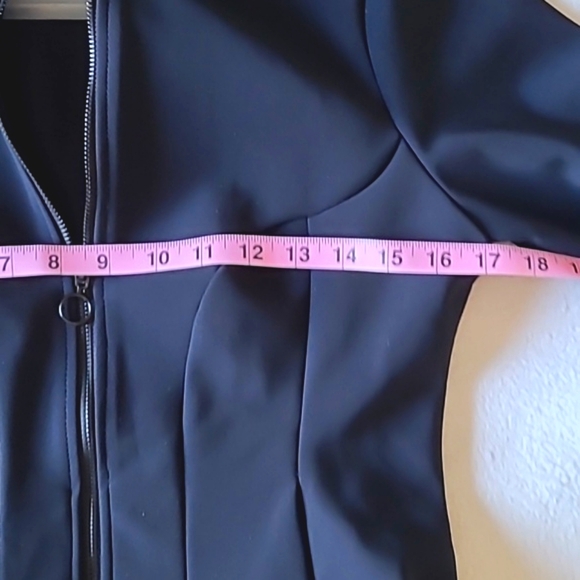 Jonathan Simkhai Hood Jacket. Size Medium Black Flare Sleeves. Zip Up. Like New - Picture 9 of 16